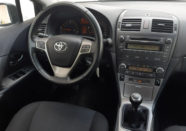 Toyota Avensis cena 33900 przebieg: 177121, rok produkcji 2009 z Olsztyn małe 121